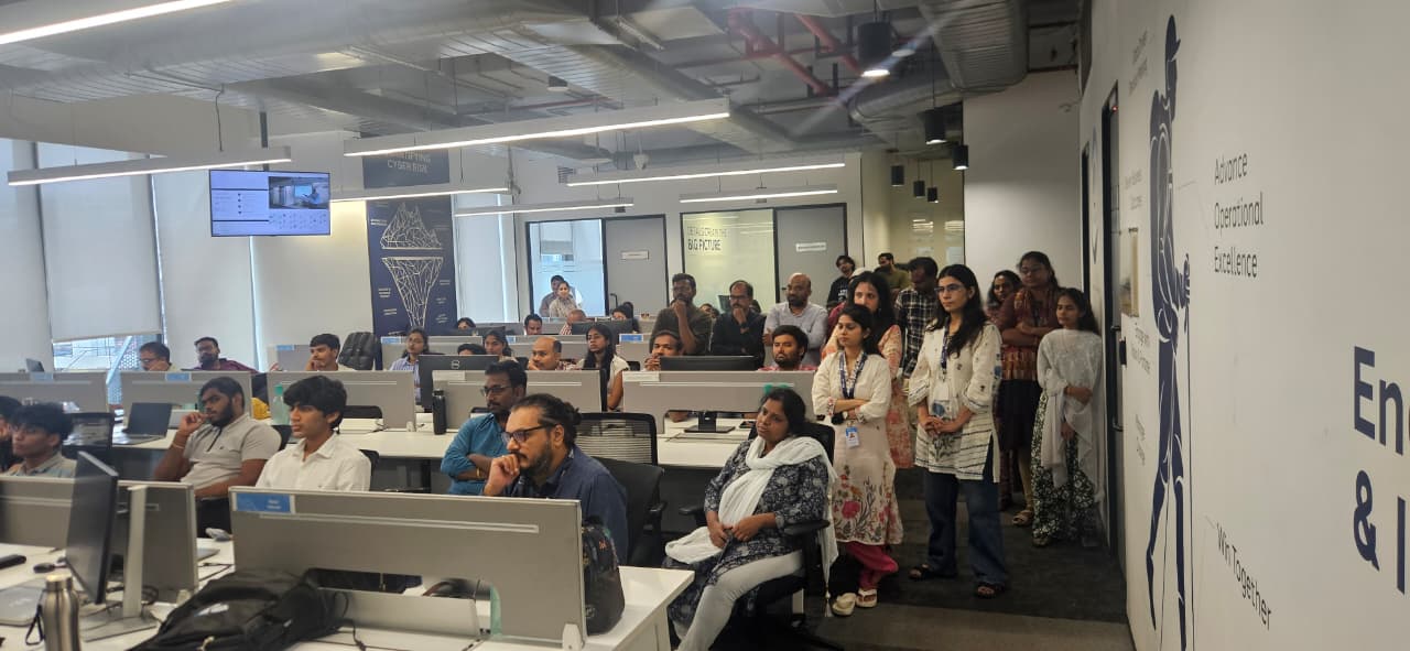 Attendees at a BeSampann financial literacy session
